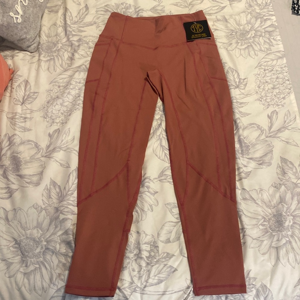 TYC-Til You Collapse Resilient Heart Booty Leggings - Blush Pink